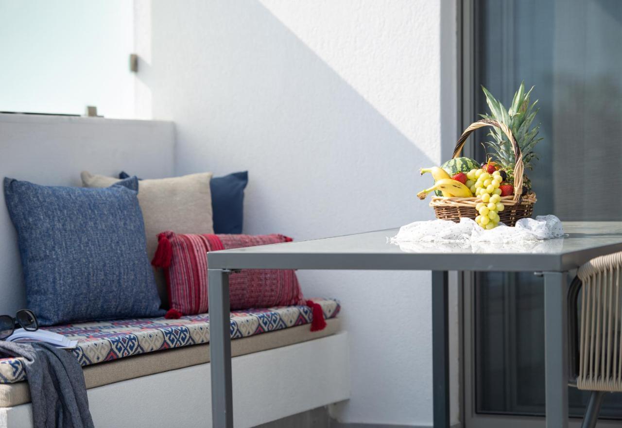 Twins Yard Apartment Nikiti  Exterior photo